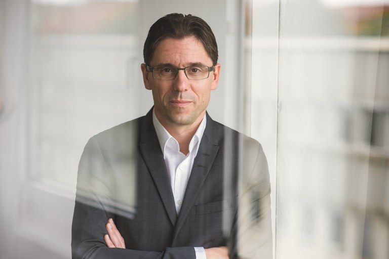Lehrstuhlvertretung Lehrstuhlvertretung