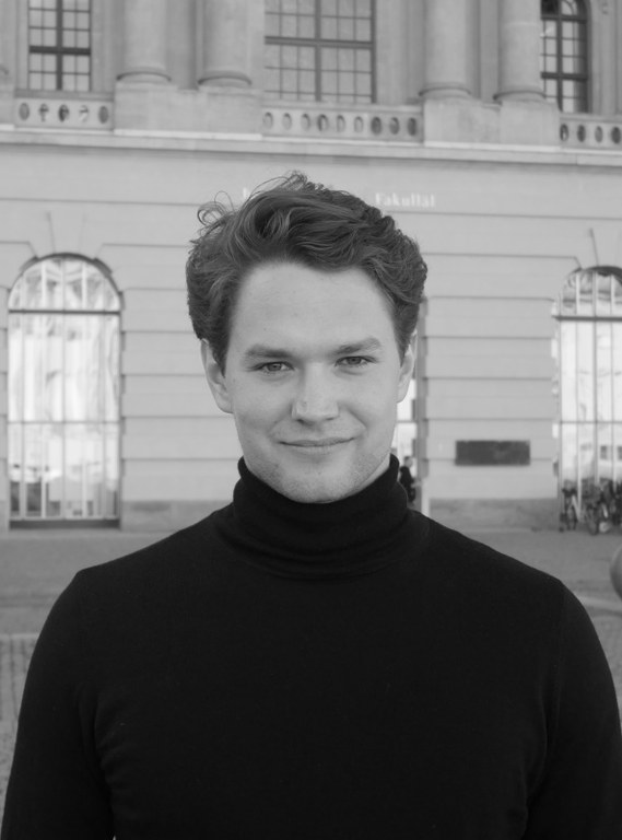 TobiasKleinschmitt.JPG