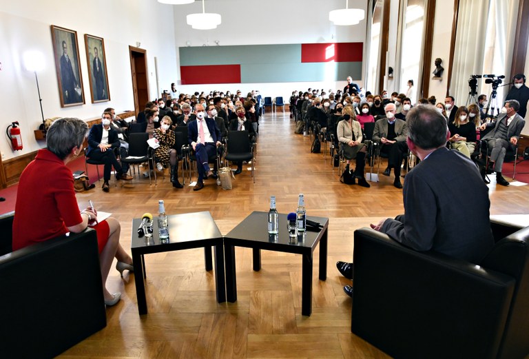 HRE Vestager Foto 2